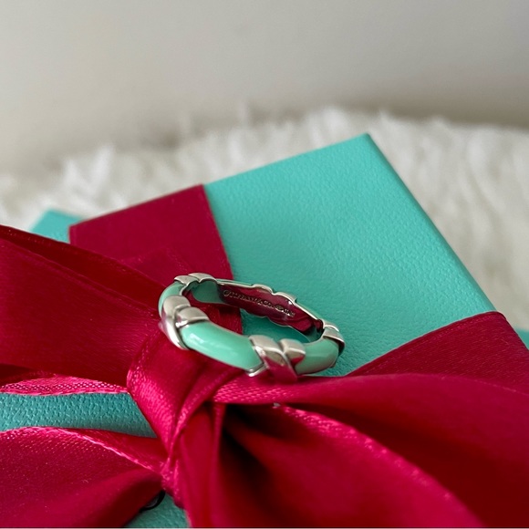 Tiffany and Co. Signature X Ring Blue Enamel Size 7 - Picture 8 of 10